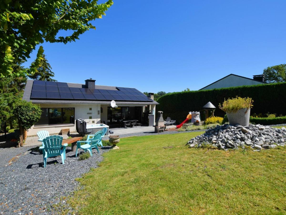 Luxurious Holiday Home with Jacuzzi&Sauna in Houffalize Filly Esterno foto