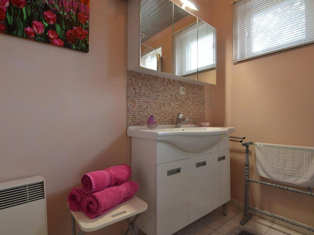 Luxurious Holiday Home with Jacuzzi&Sauna in Houffalize Filly Esterno foto