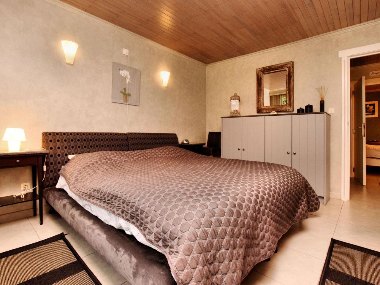 Luxurious Holiday Home with Jacuzzi&Sauna in Houffalize Filly Esterno foto
